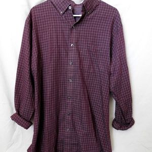 Men's over-sized purple flannel.